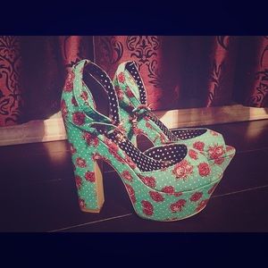 Iron Fist “Day Of The Dead” Heels *RARE*